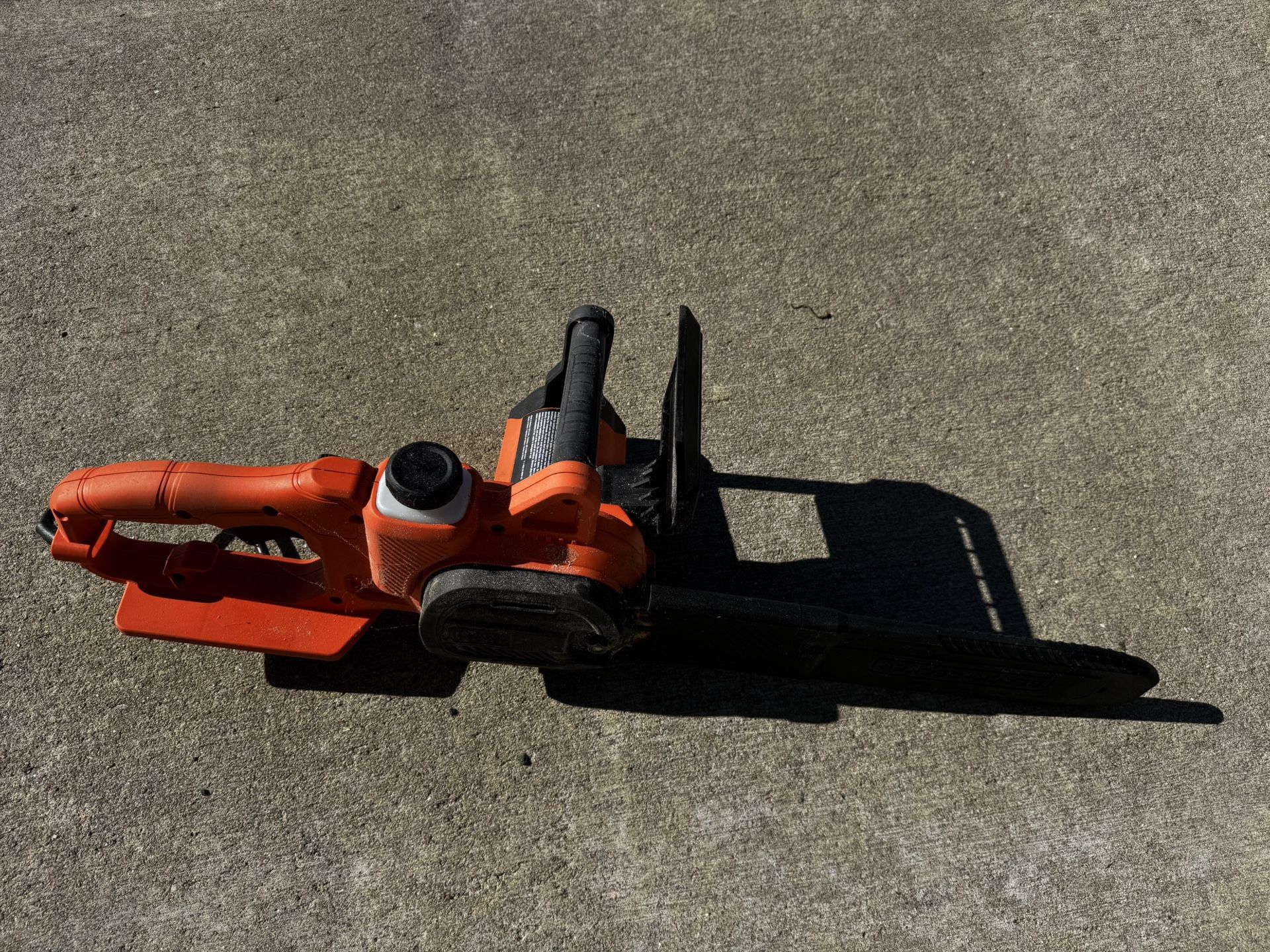 Black Decker Chain Saw 