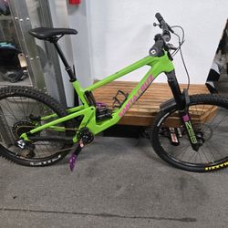Santa Cruz Nomad 