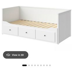 Twin Daybed frame with 3 drawers