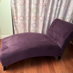 Velvet Chaise Lounge 