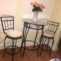 Glass and Metal Cocktail Table with Barstools