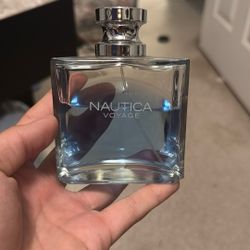 Nautica Voyage EDT (70% Left)