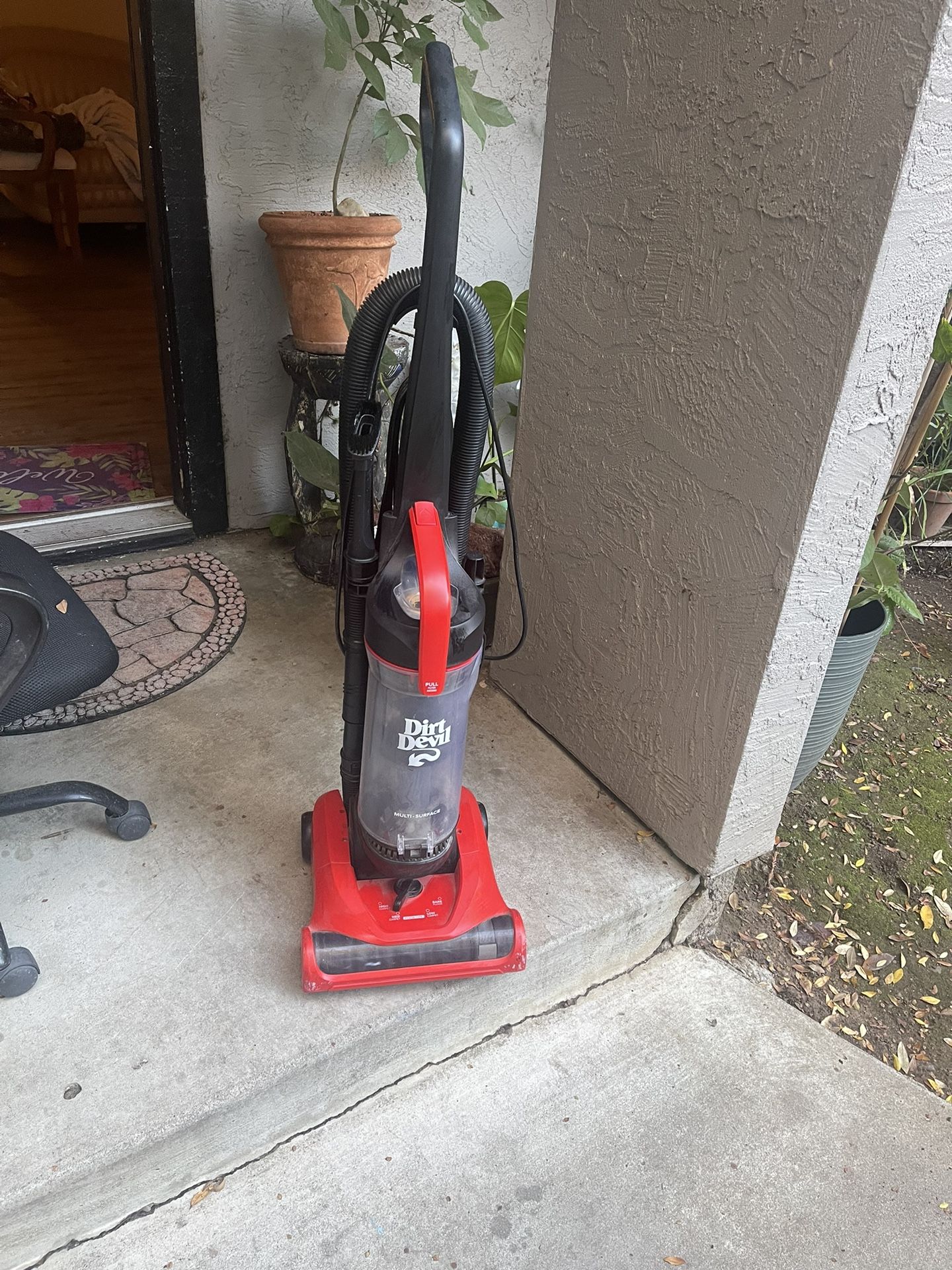 Dirt Devil Multi / Surface En Buenas Condiciones