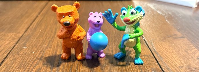 Bear in the big blue house