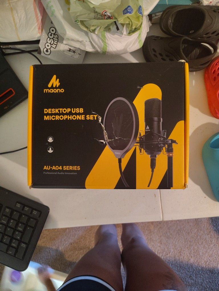 Brand New DESKTOP USB Microphone Set