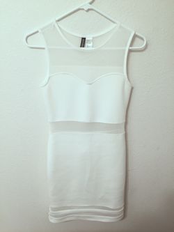 White H&M Bodycon Dress (Size 6, originally $29.99)