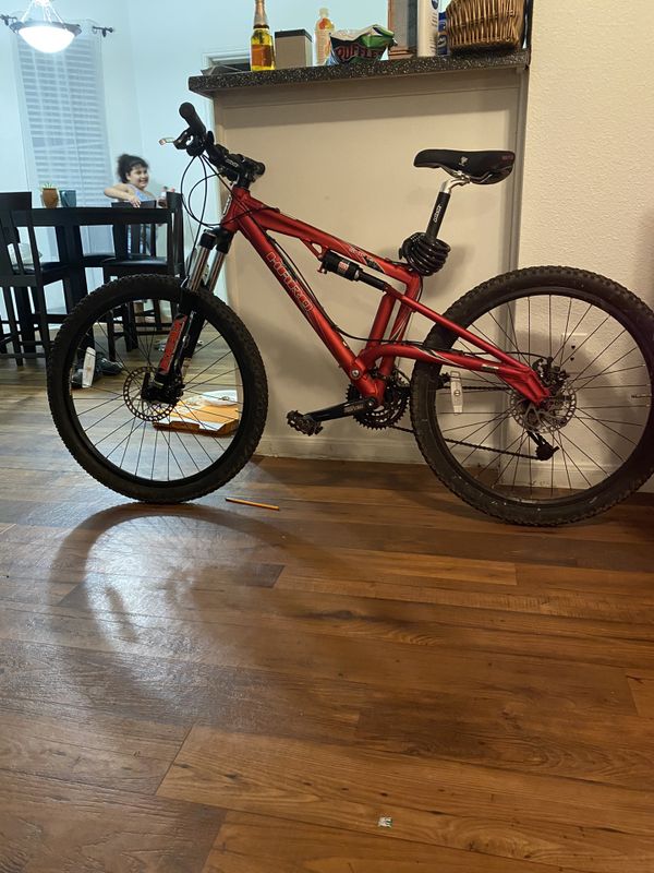HARO MOUNTAIN SHIFT R3 RED 26” MOUNTAIN BIKE ALUMINUM & CARBON for Sale