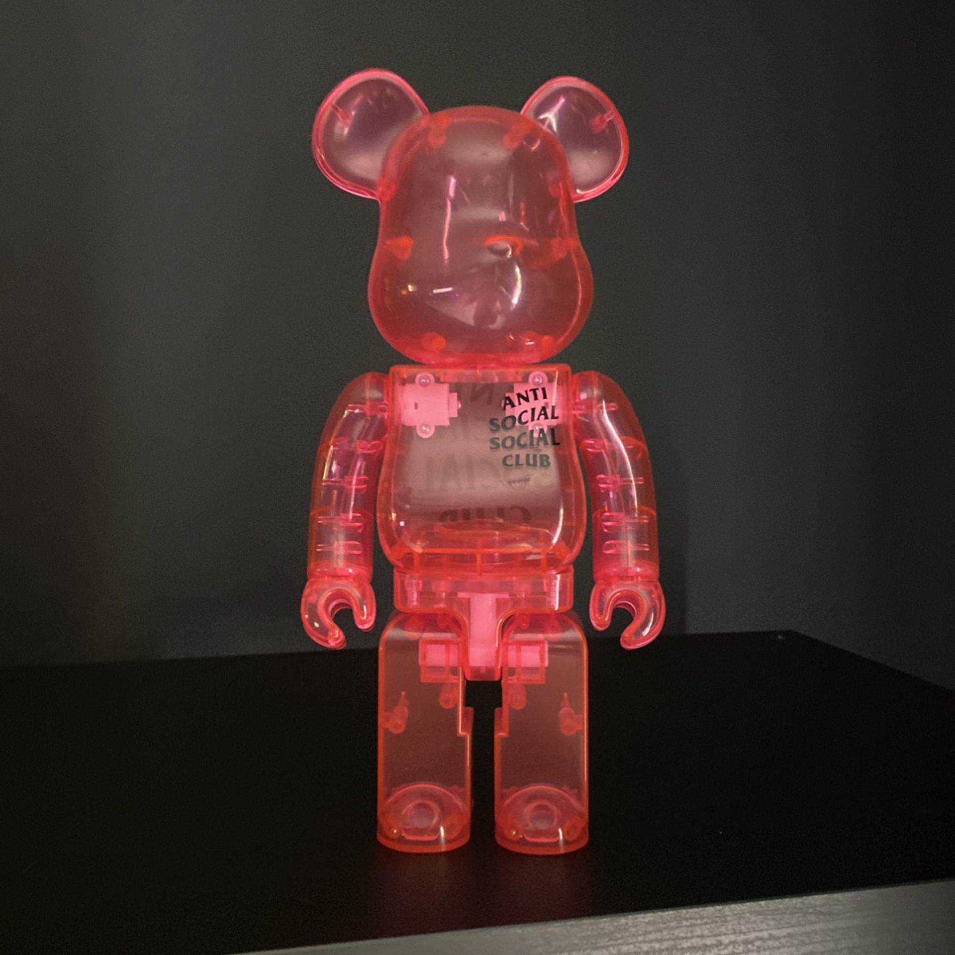 ベアブリック be@rbrick ANTI SOCIAL SOCIAL CLUB ベアブリック シリーズ38 アンチソーシャルソーシャルクラブ  6月28日一般発売！世界中で人気のフィギュアシリーズ「BE@RBRICK SERIES 38」に棚橋弘至選手が登場!! |  新日本プロレスリング株式会社 ベアブリック be@rbrick ... ベアブリック アンチ　ソーシャル　ソーシャル　クラブ　シリーズ38