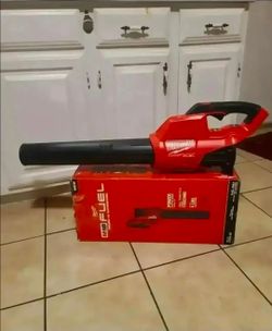 🔥$120 NO NEGOTIABLE🔥 Milwaukee M18 FUEL 120 MPH 500 CFM 18V Lithium-Ion Brushless Cordless Handheld Blower (Tool-Only)