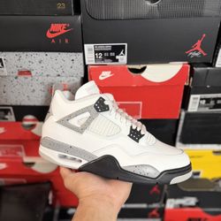 DS 2025 Jordan White Cement 4s size 9.5 