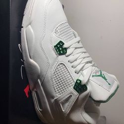 Jordan 4 "Metallic Green" Size 11