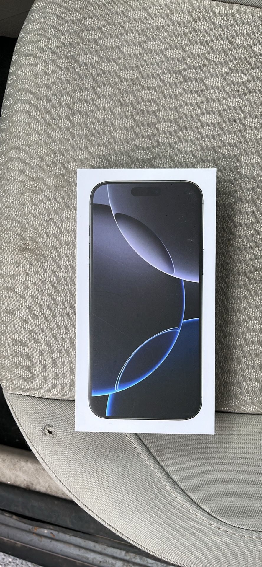 iPhone 16 Pro Max