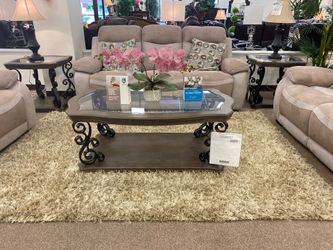 Coffee table set