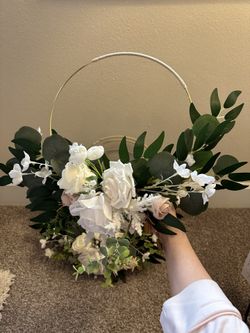5 bridesmaid hoops from Ling’s Moment