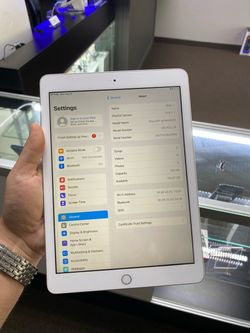 iPad 6th gen 128gb
