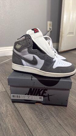Nike Air Jordan 1 Retro High OG Sneakers
