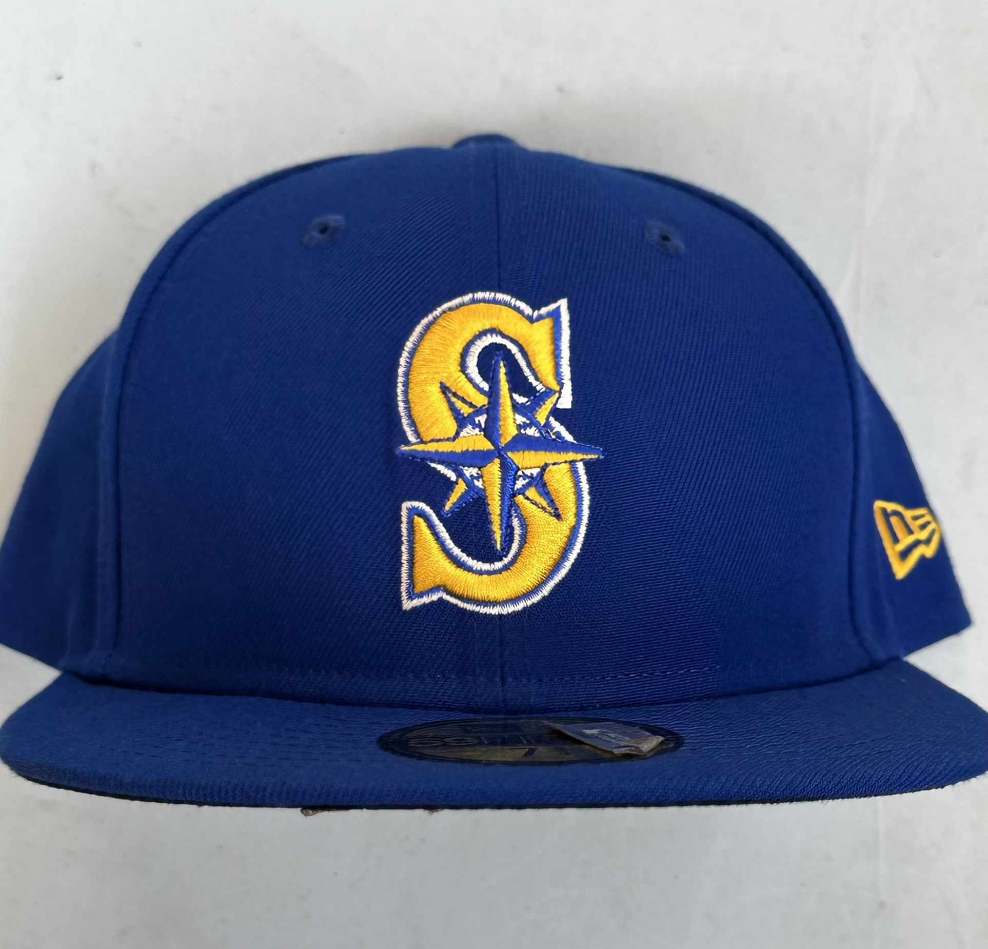 Newera Fitted Hay Size 73/4 On Sale 👍