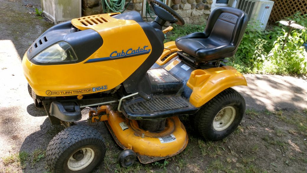 Cub cadet tractor