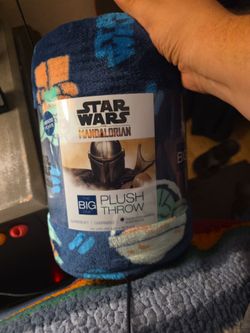 Star Wars The Mandalorian Plush Throw Blanket