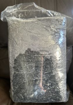 NEW MAXYOYO Kids Bean Bag Chair - Vacuum Sealed & Never Opened