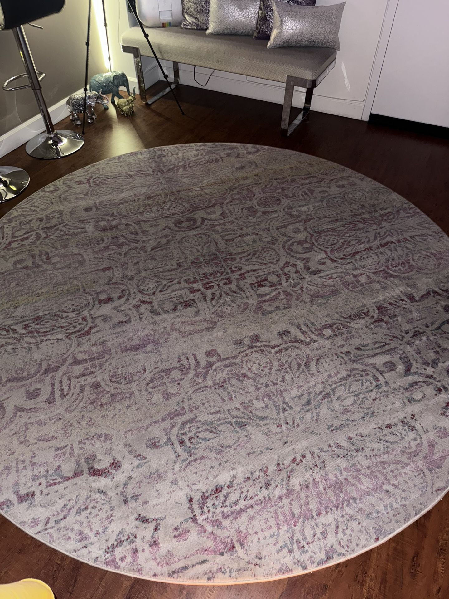 Round Rug