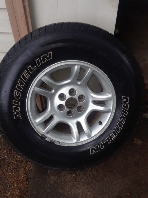 Michelin Ltx M S Size 265 70r16 Tire 6 Lug Dodge Rim For Sale In Providence Ri Offerup