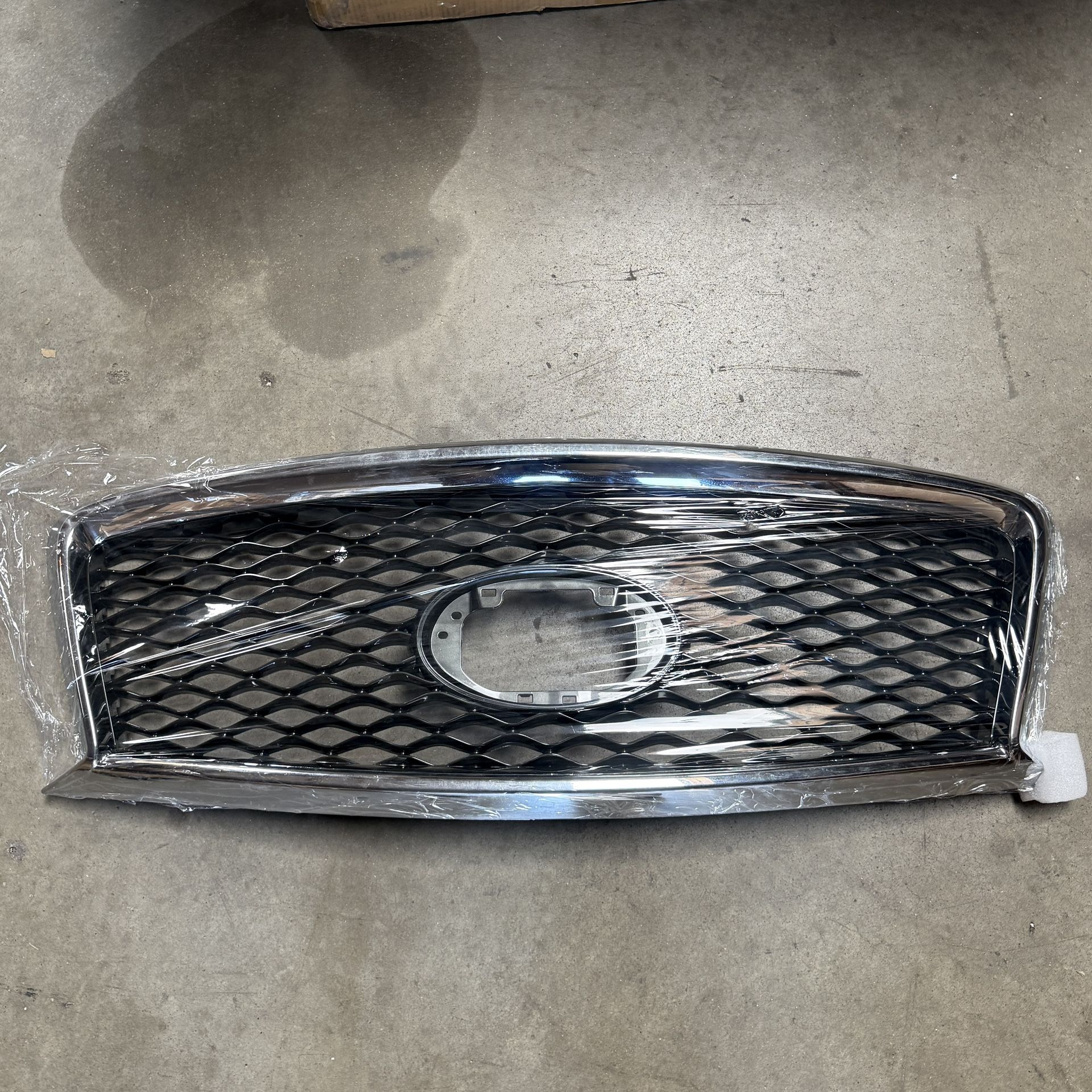 New Infiniti QX50 2019-2023 Front Upper Grille Chrome Black Grill Assembly 