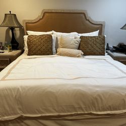 Bedroom Set - King Bed, Dresser, 2 Nightstands 