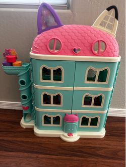 Gabbys dollhouse