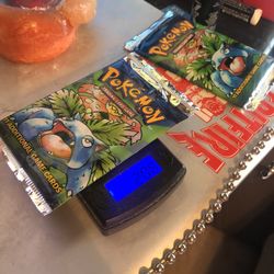 1999 Base Set Pokémon Pack Considered Heavy Venusaur Vintage