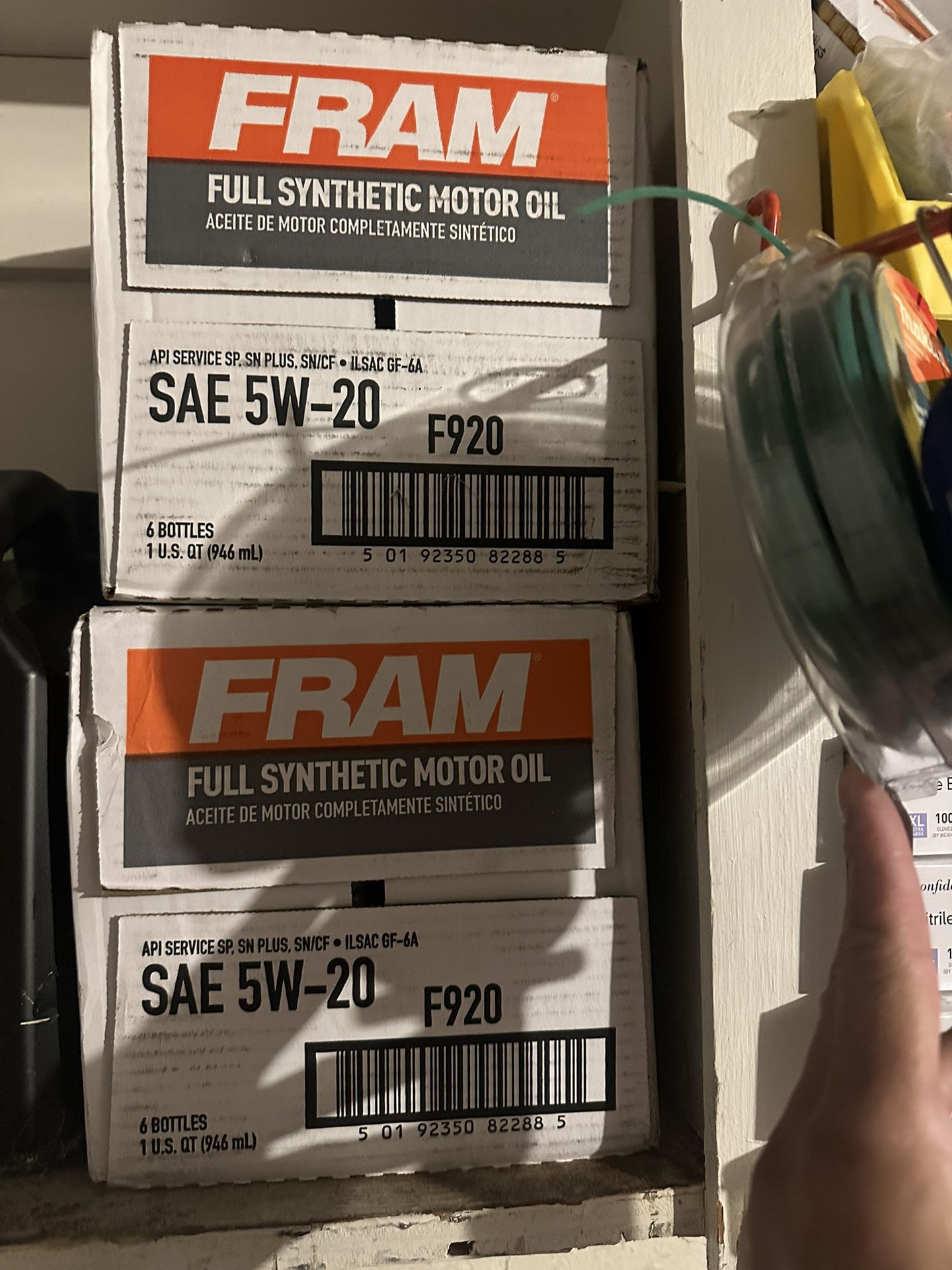 Motor Oil  5 W  2 Cases Synthetic 