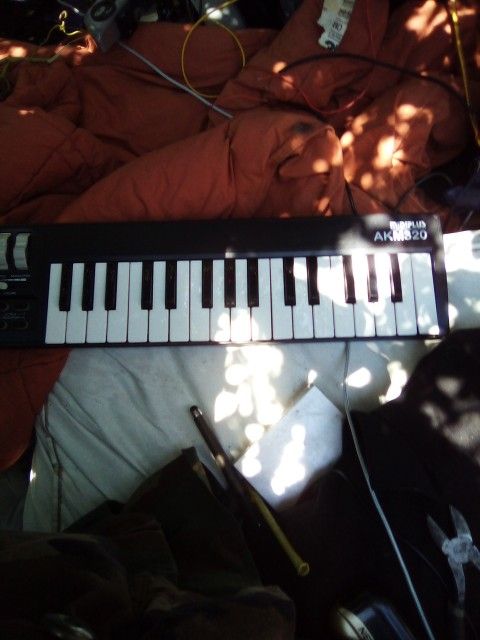 AKM320 Midi Keyboard USB Controller