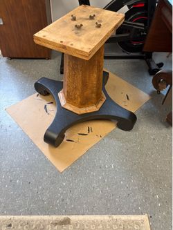Oak Pedestal Table