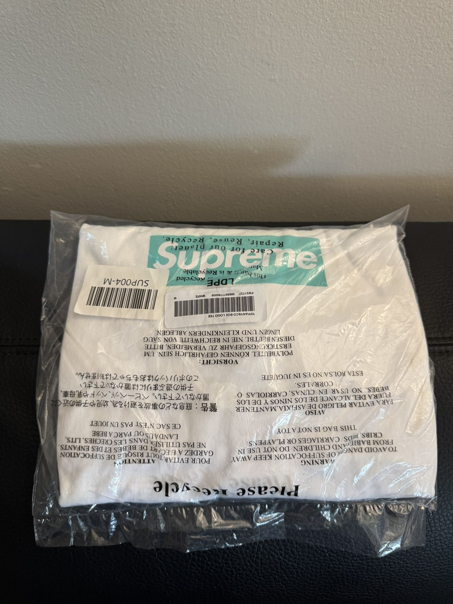 Supreme Tiffany & Co T-shirt (Size Medium)