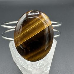 New, Beautiful Tiger Eye Stone Platinum Plated Bangle Bracelet.