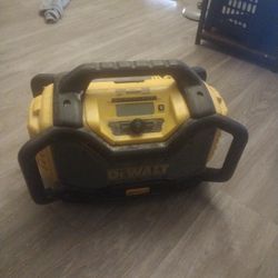 DeWalt Radio