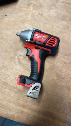 Milwaukee M18 18V Lithium-Ion Cordless 3/8 in. Impact Wrench W/ Friction Ring (Tool-Only)