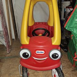 Little tikes cozy coupe car