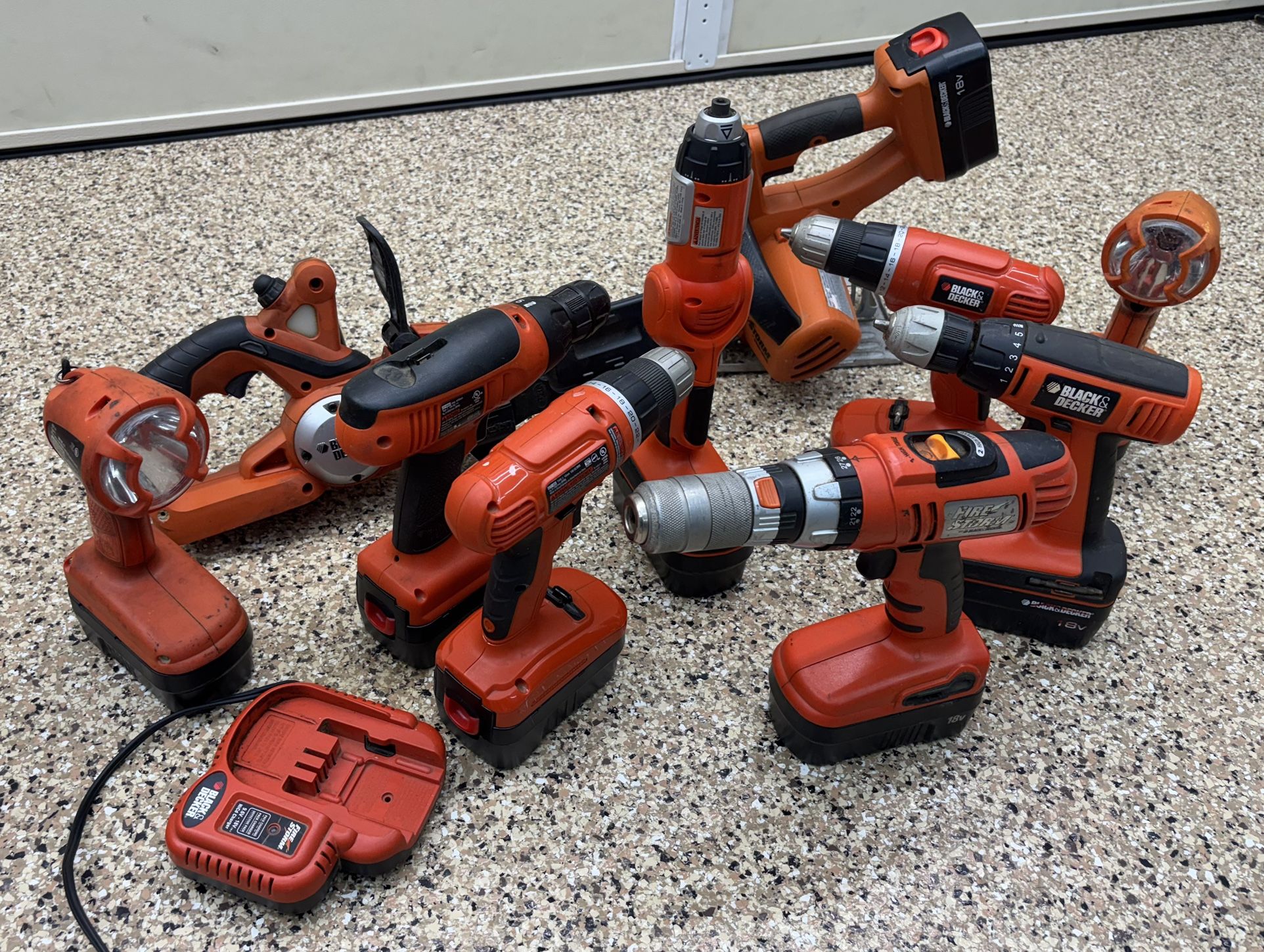 Black & Decker 18 V Cordless Bundle