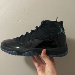 Jordan 11 Gamma Blue