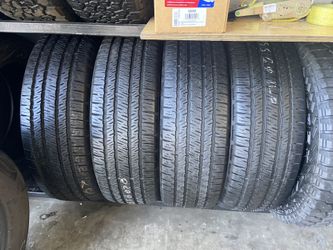 SET OF TIRE 255 60 20 NEXEN 85% LIFE