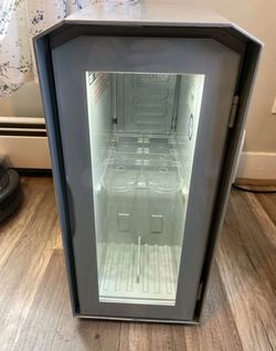 Red Bull Slim ECO LED RB-SCT Mini Fridge / Countertop Refrigerator REDBULL VERY COLD