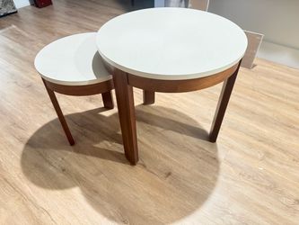 Round Nesting Coffee Tables Set of 2
