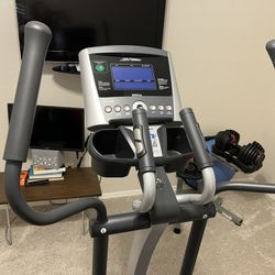 Life Fitness elliptical 