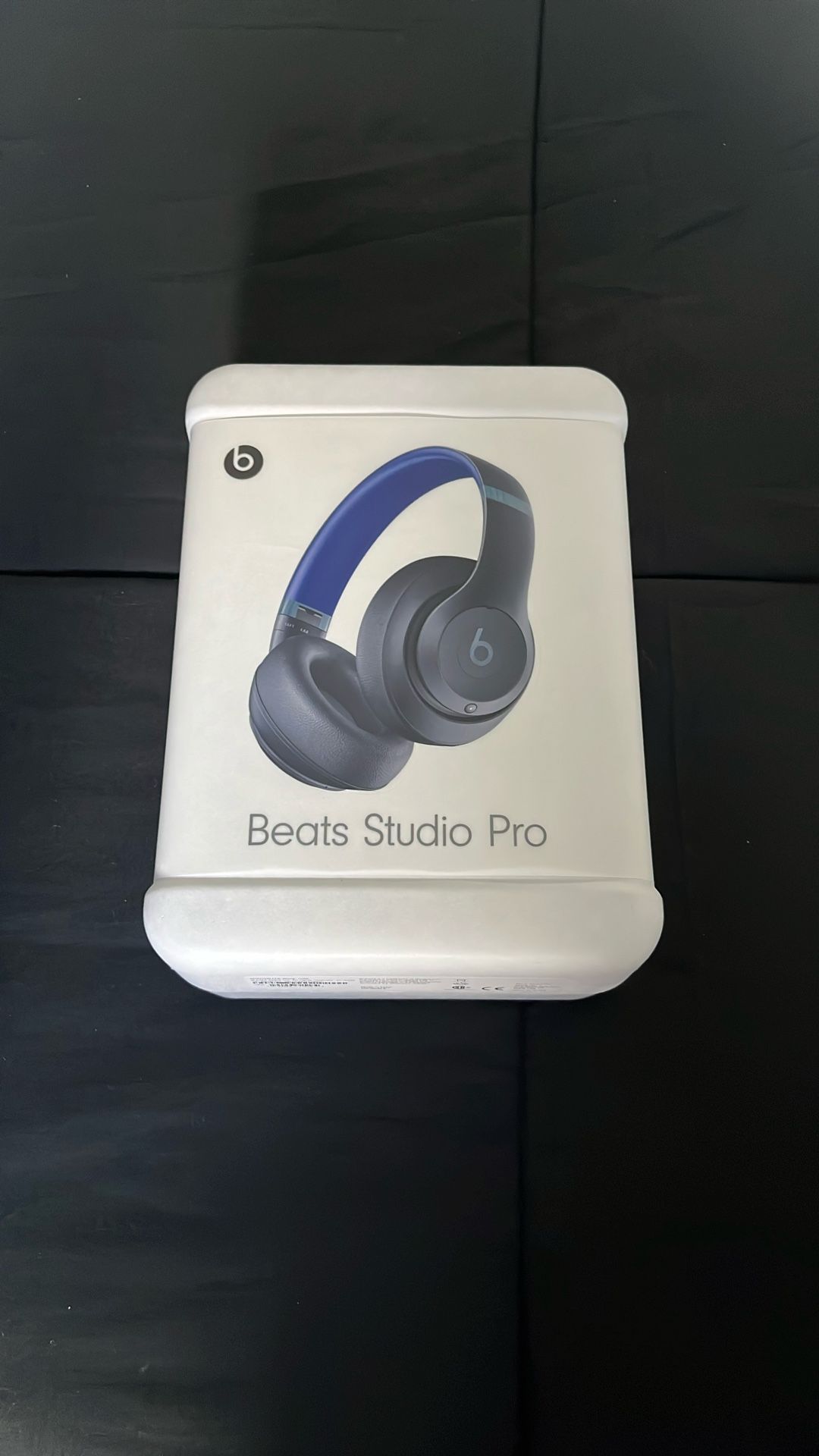 Beats Studio Pro Navy