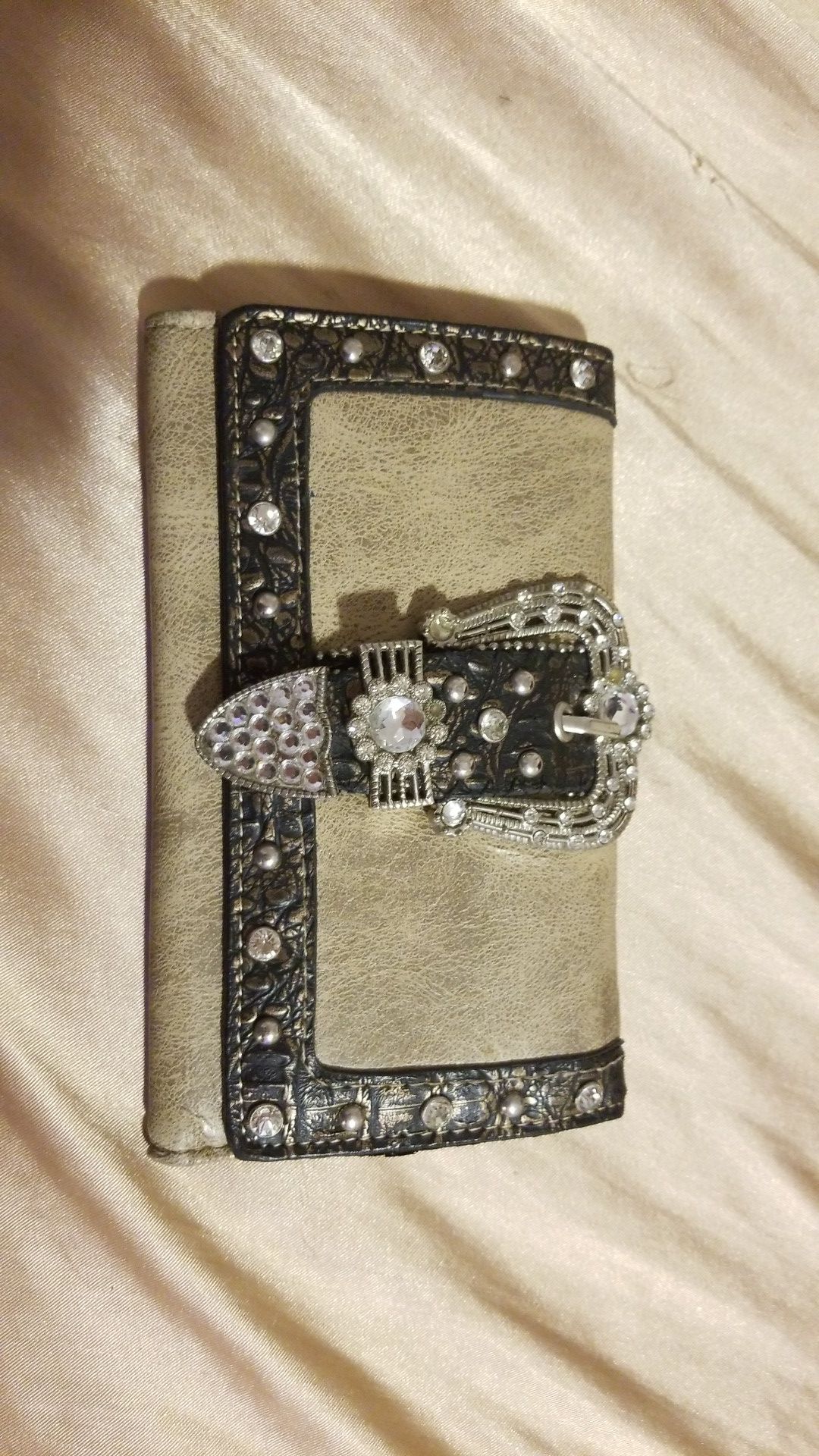 Female wallet