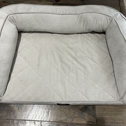 Serra Large Dog Bed 