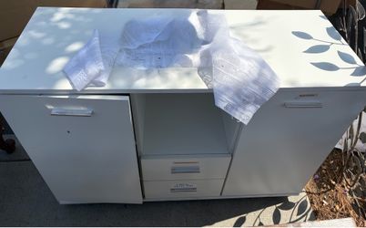 White storage Drawer