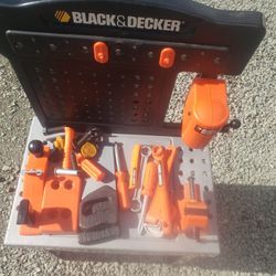 Black And Decker Play Work Bench