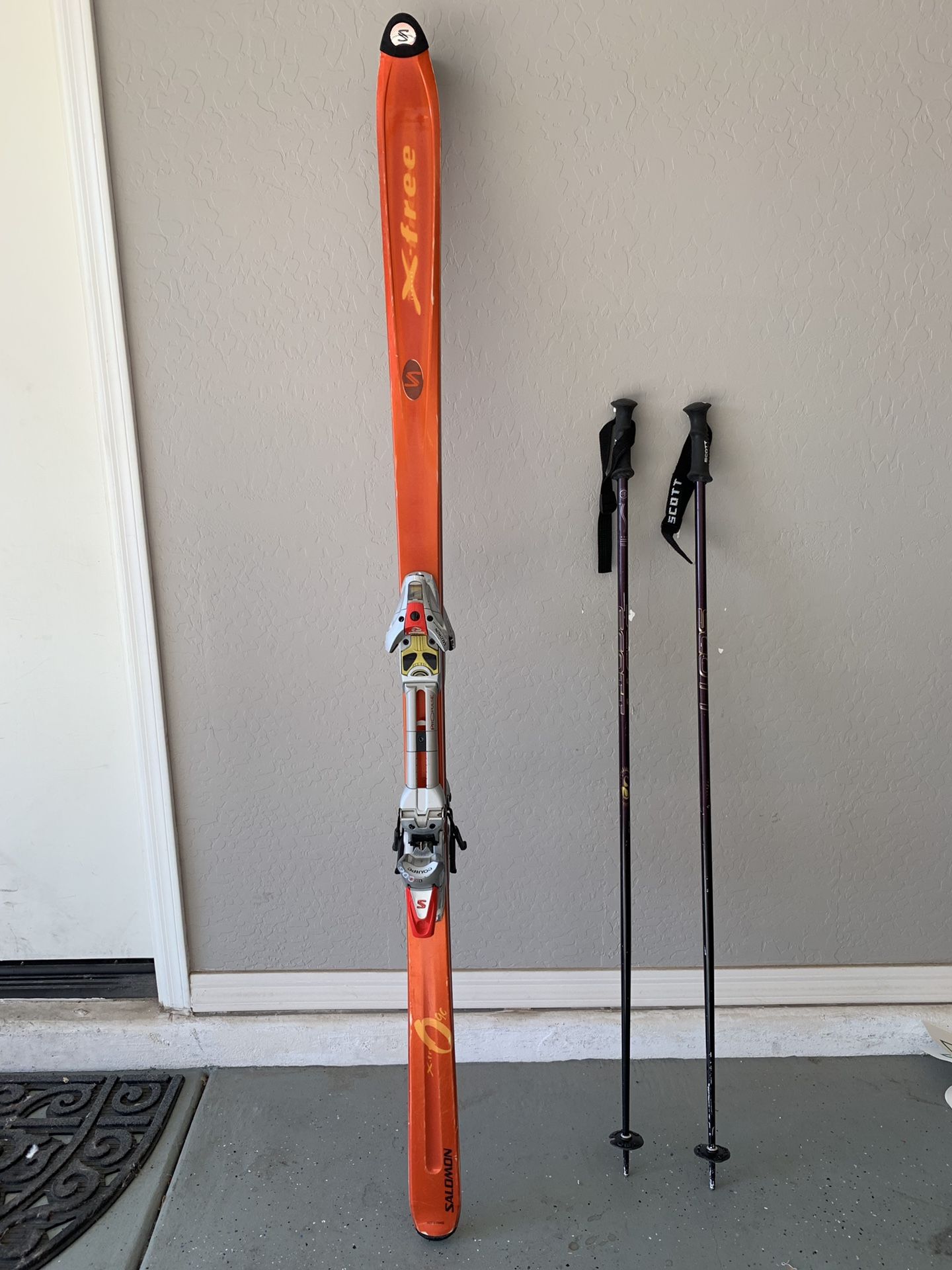Salomon X-free Skis + Poles